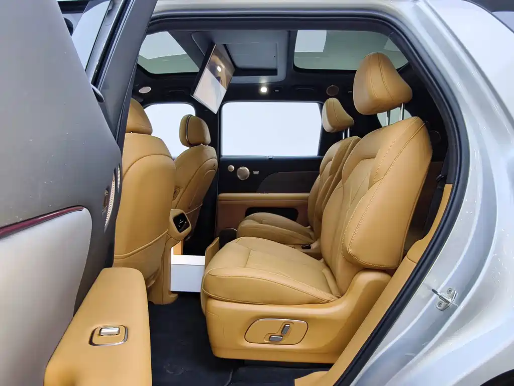 IM IM LS8 — миниатюра 9