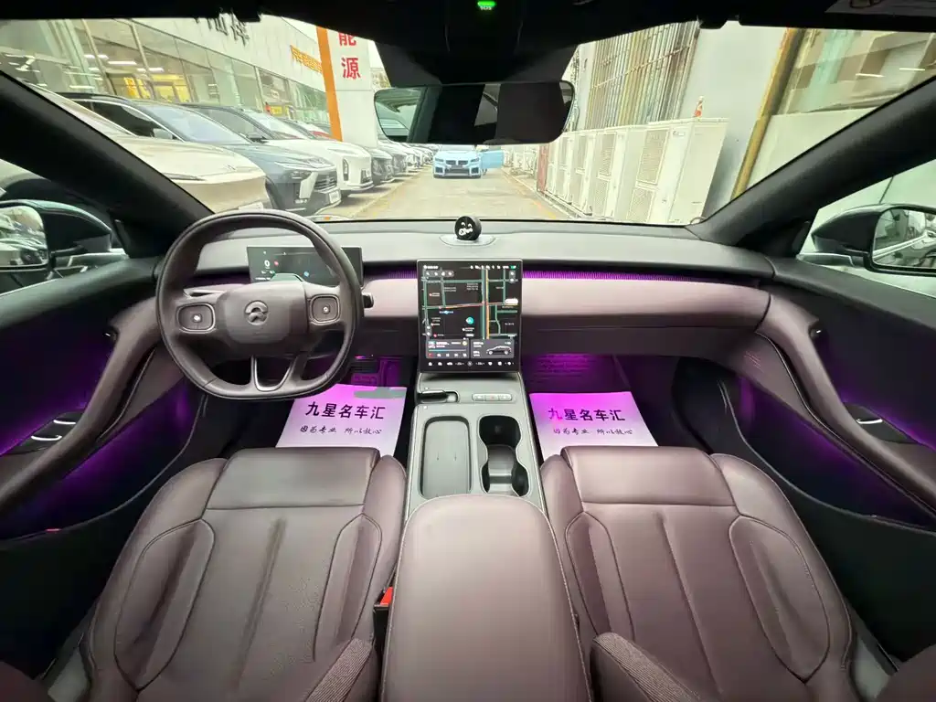 NIO ET5T — миниатюра 7