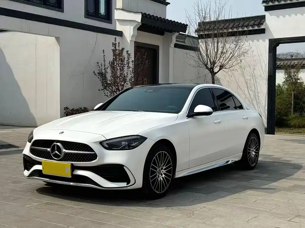 Mercedes-Benz C-Class 2022