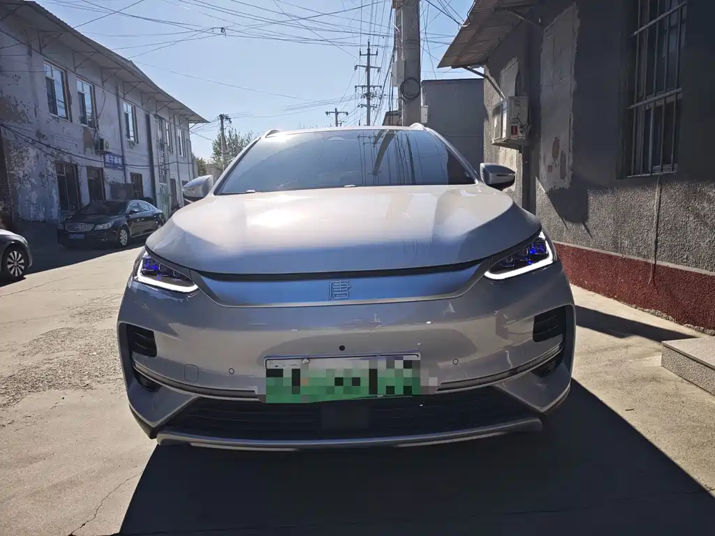 BYD Tang New Energy — миниатюра 13