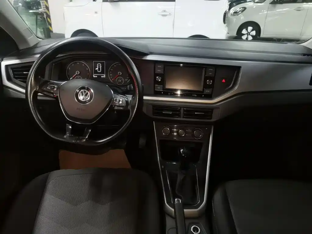 Volkswagen Polo — миниатюра 10