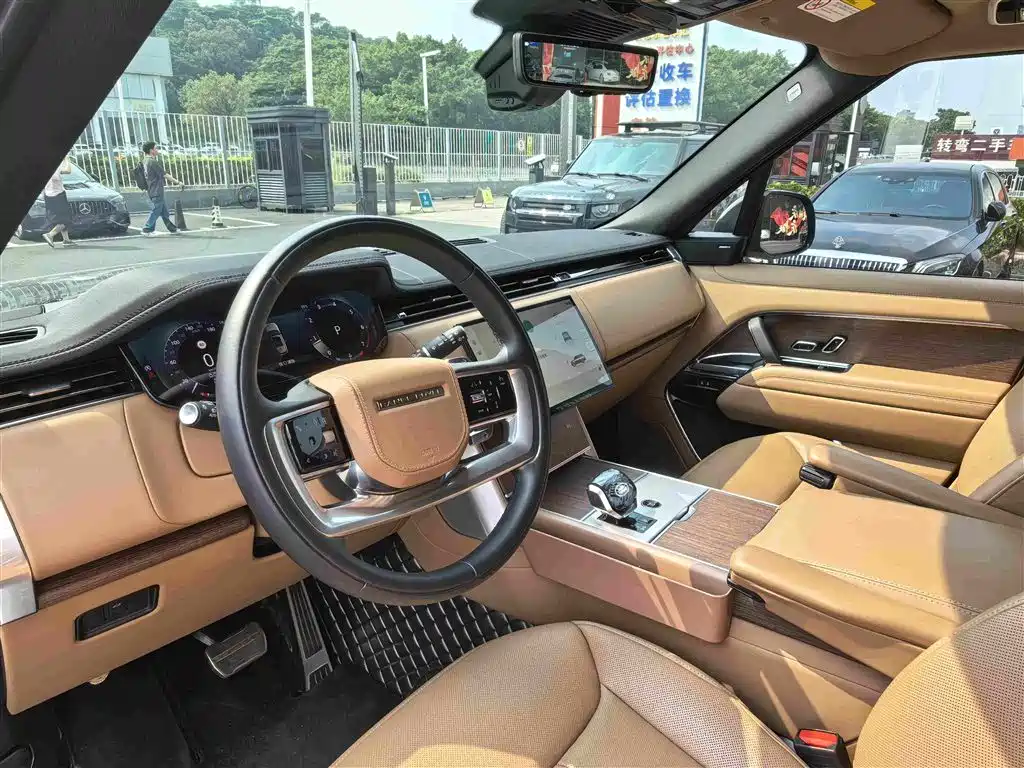 Land Rover Range Rover — миниатюра 8