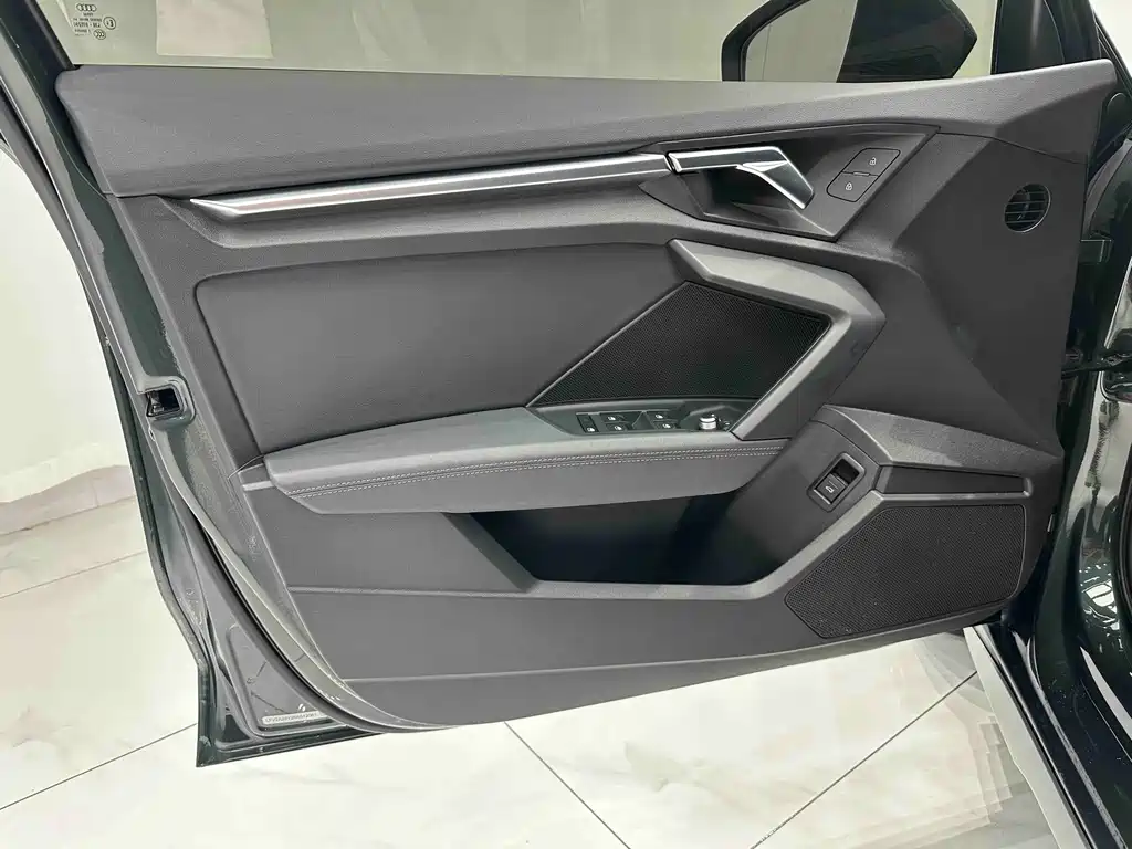 Audi A3 — миниатюра 9