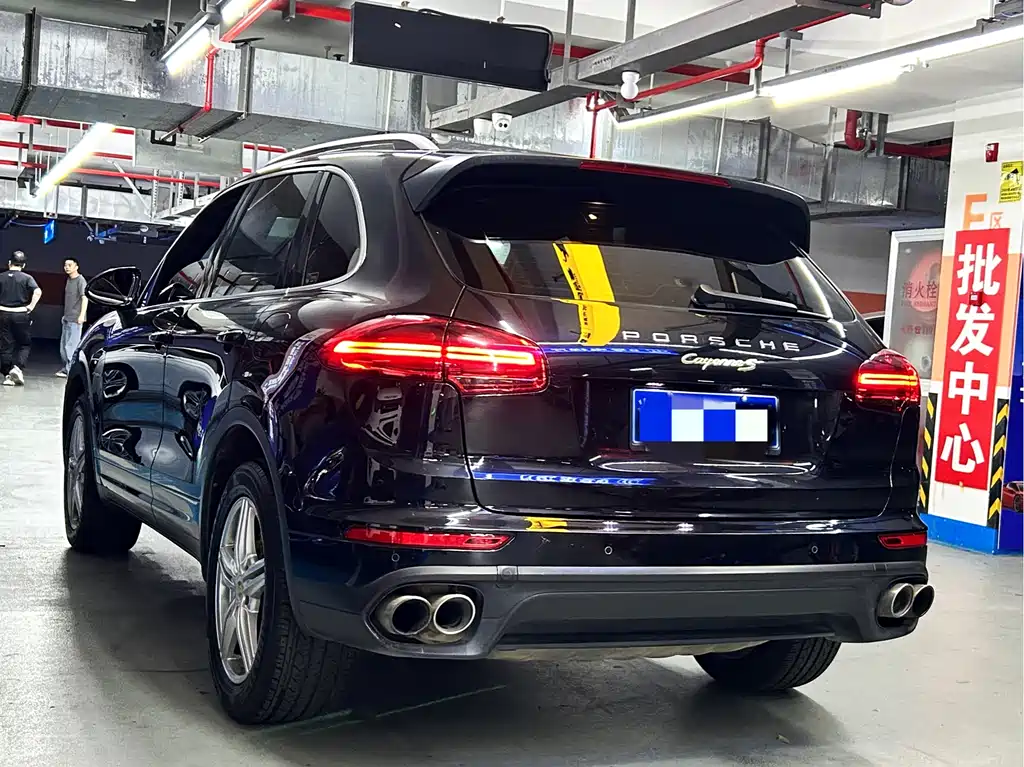 Porsche Cayenne Hybrid — миниатюра 5