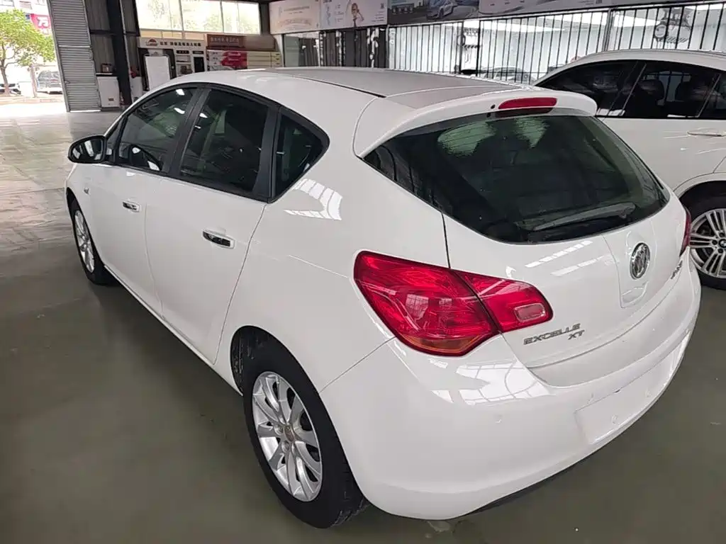 Buick Excelle — миниатюра 5
