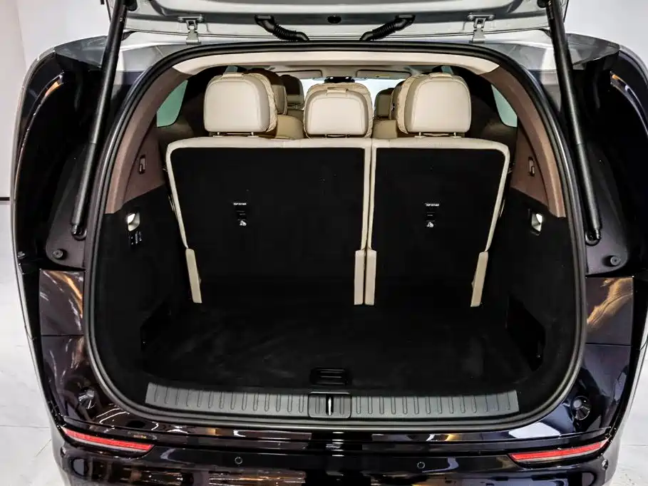 Li Auto Li MEGA — миниатюра 4