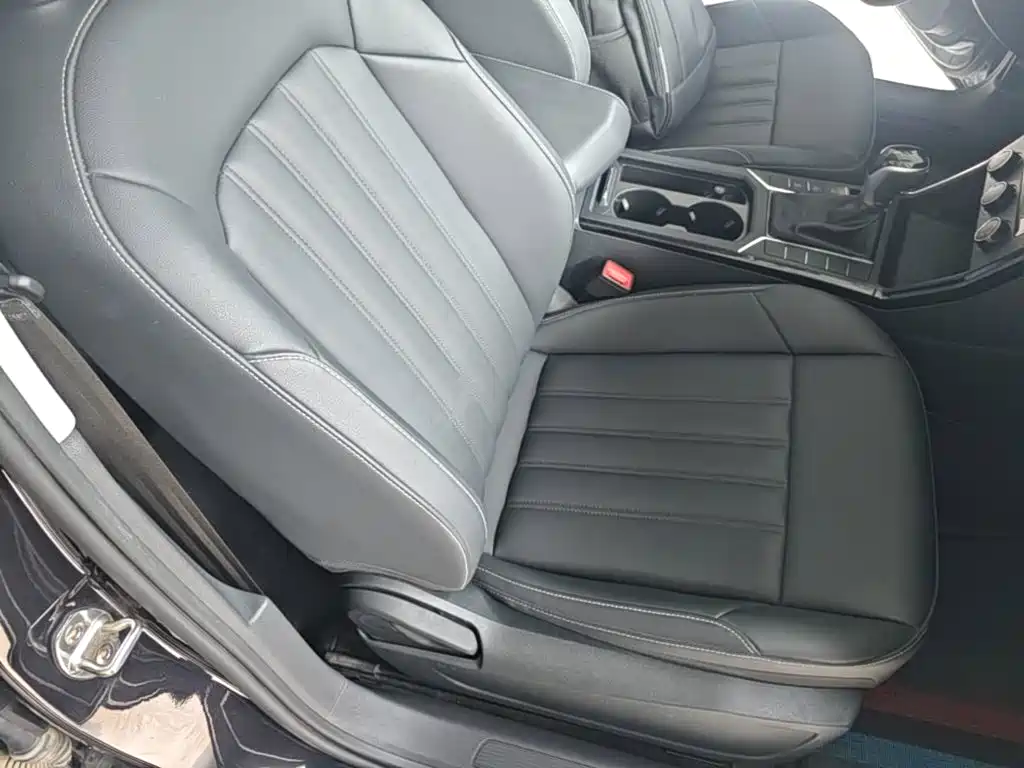 Volkswagen Passat — миниатюра 25