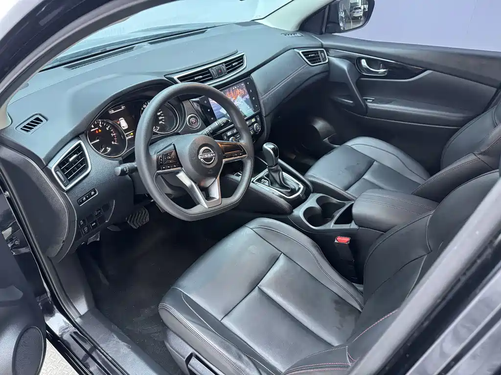 Nissan Qashqai 2023 2.0L CVT XV Comfort