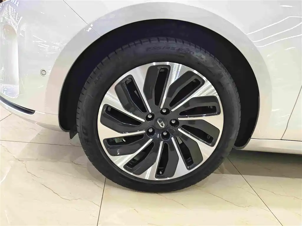 AITO AITO M5 — миниатюра 11