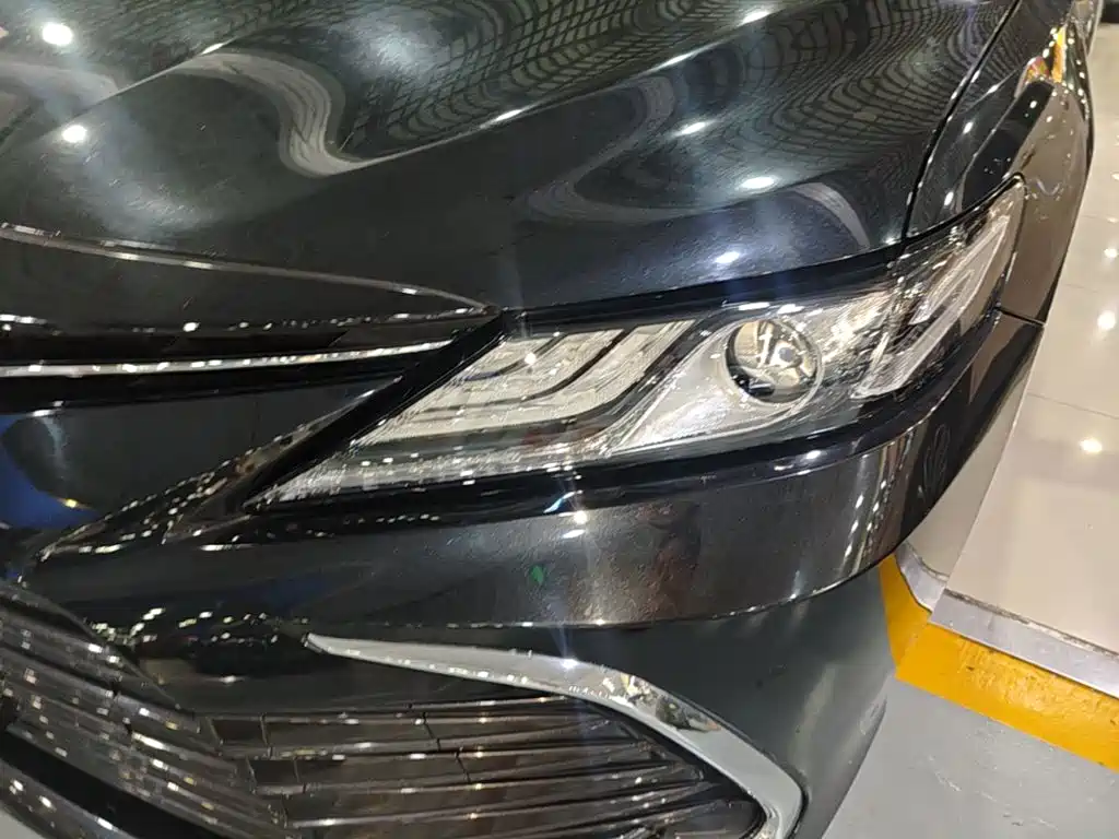 Toyota Camry — миниатюра 24