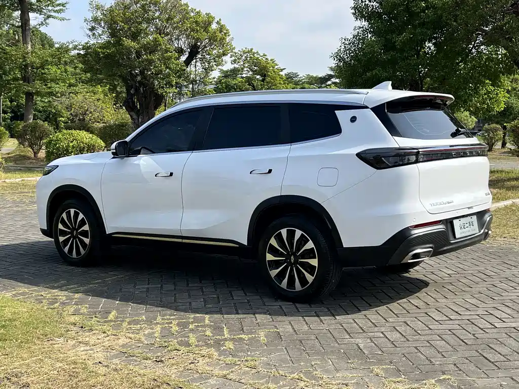 Chery Tiggo 8 PLUS — миниатюра 4
