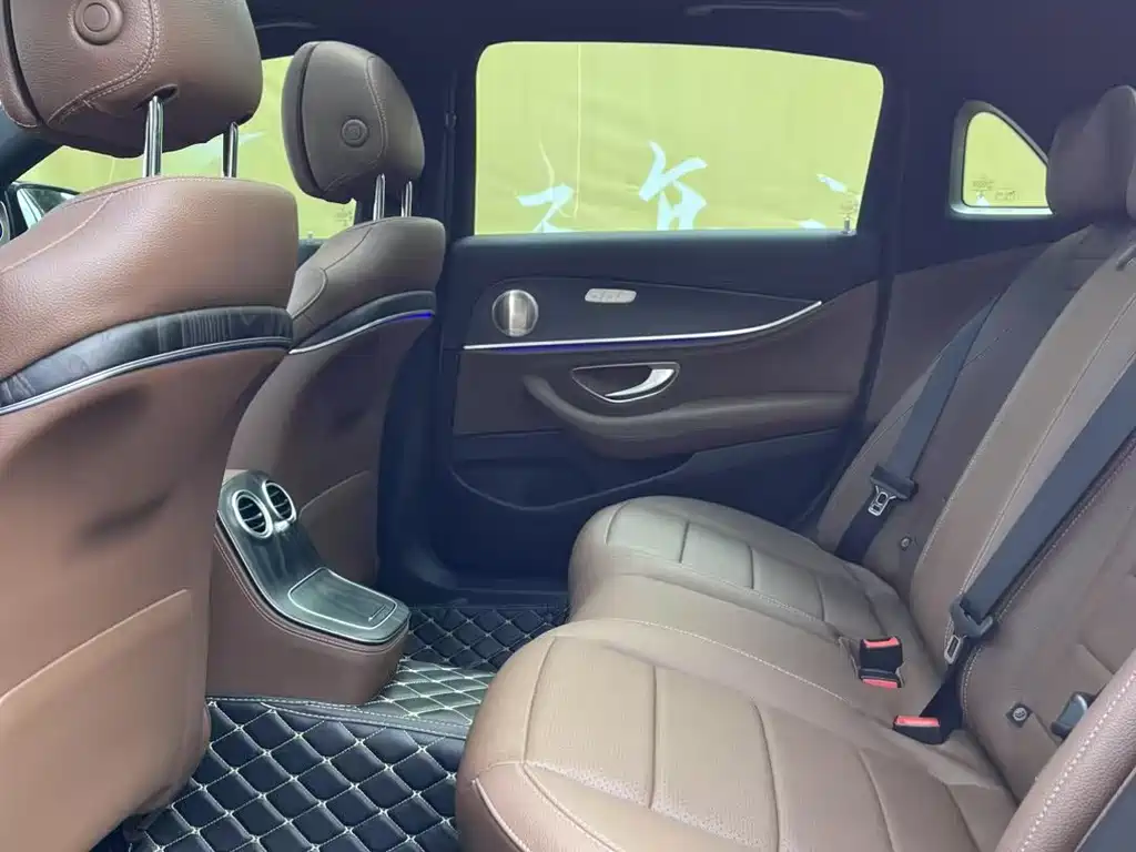 Mercedes-Benz E-Class E 2022 E 260 L Sport