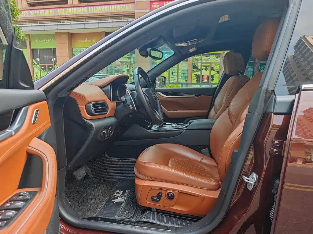 Maserati Levante — миниатюра 9