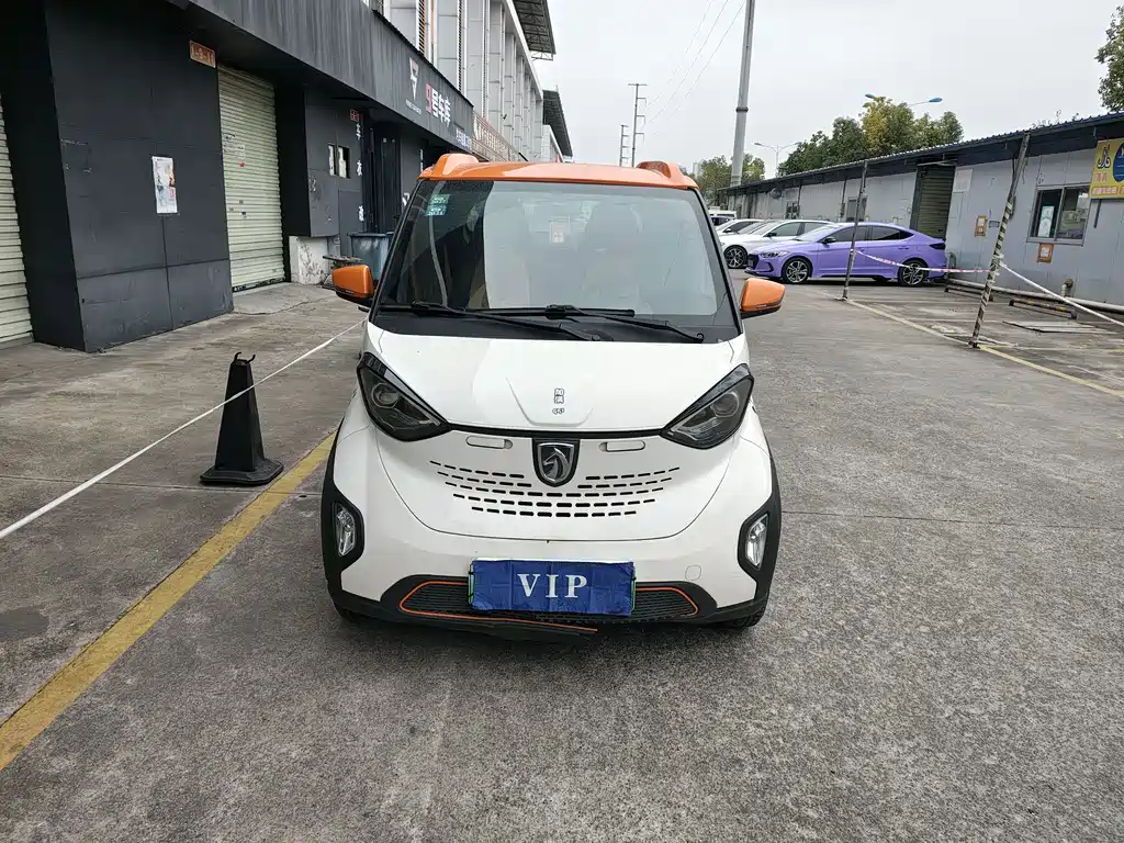 BAOJUN E100