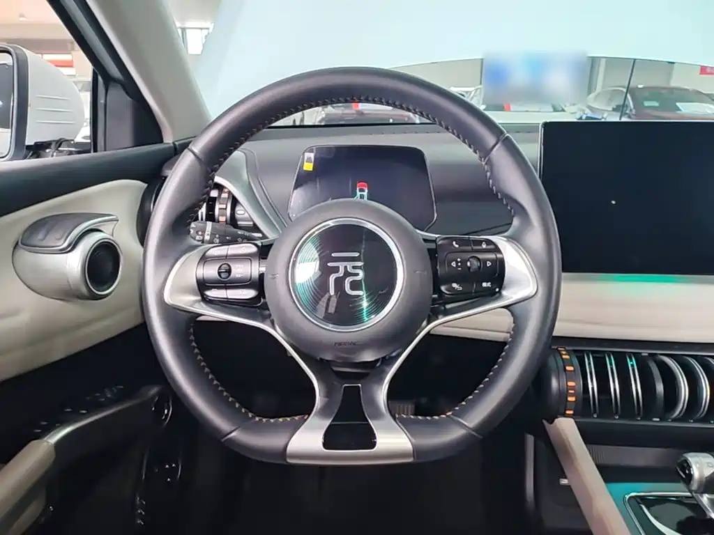 BYD Yuan Plus — миниатюра 11