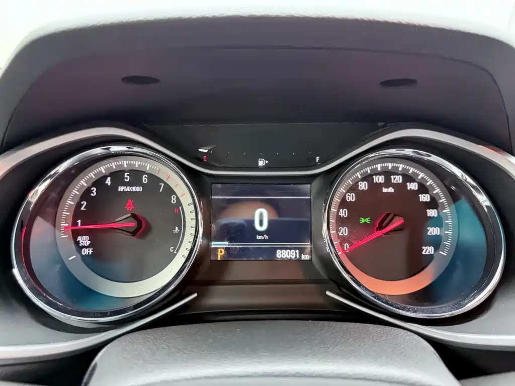 Chevrolet Volando — миниатюра 12
