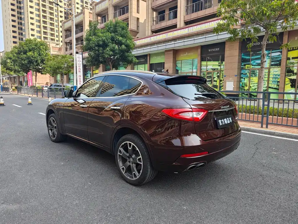 Maserati Levante — миниатюра 4