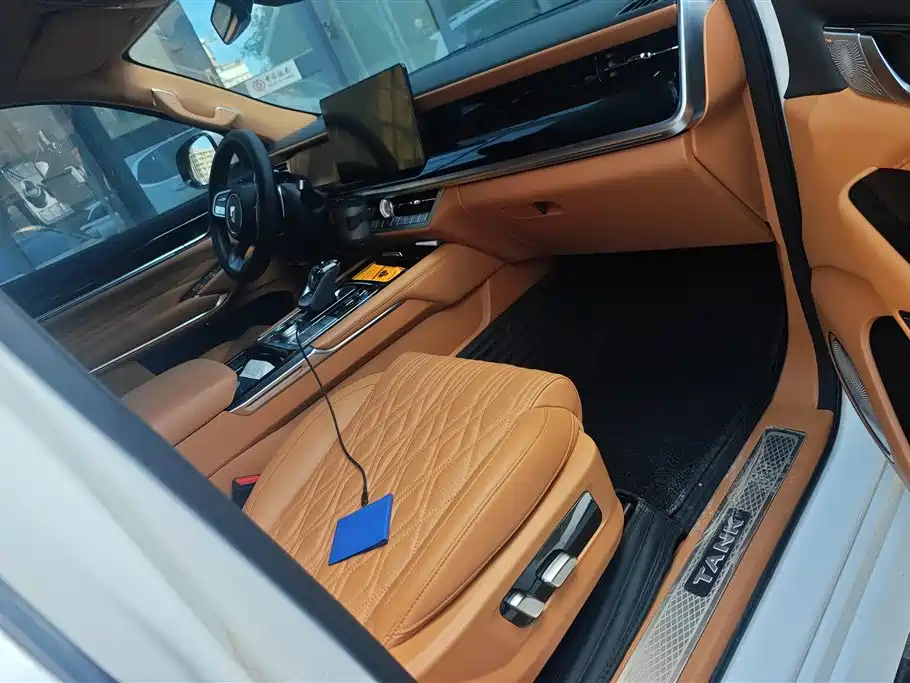 Tank 500 2023 3.0T Sport 5 мест