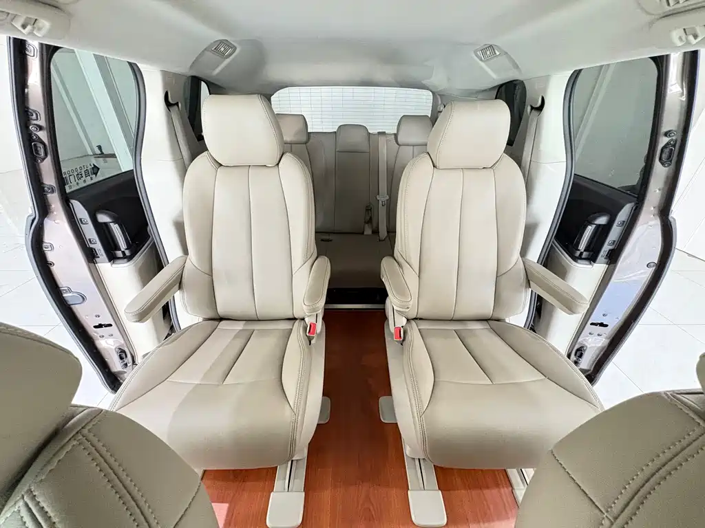 Buick GL8 — миниатюра 14