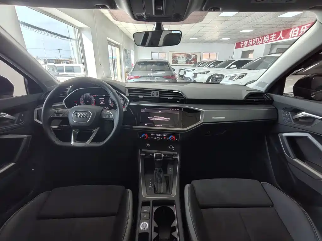 Audi Q3 2022 35 TFSI Fashion