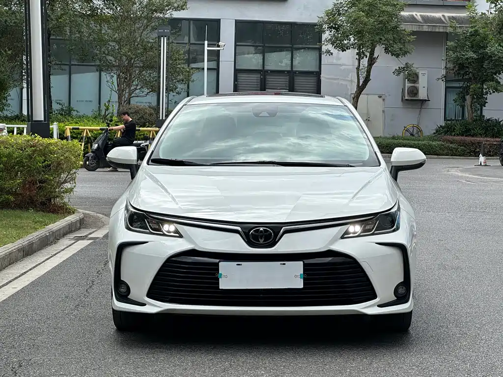 Toyota Corolla — миниатюра 2