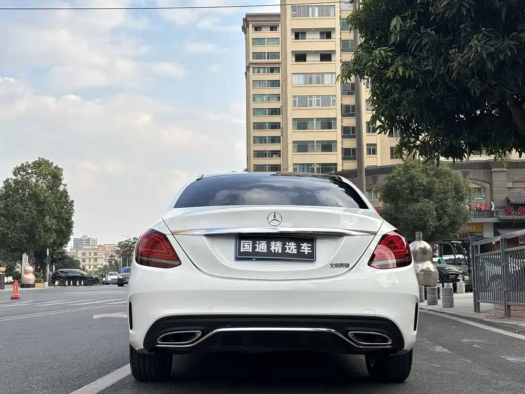 Mercedes-Benz C-Class — миниатюра 5