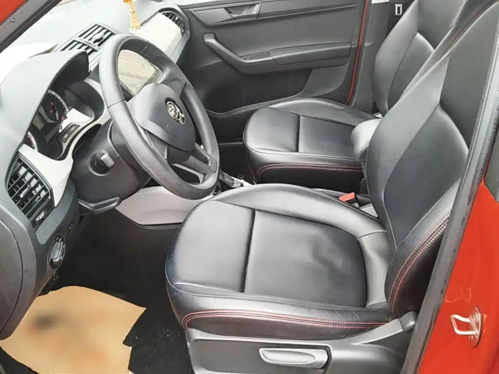 Skoda Fabia — миниатюра 15