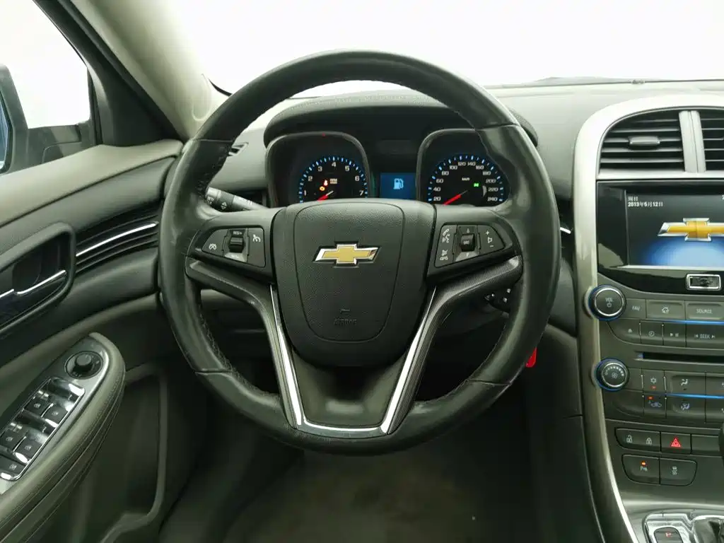 Chevrolet Malibu — миниатюра 11