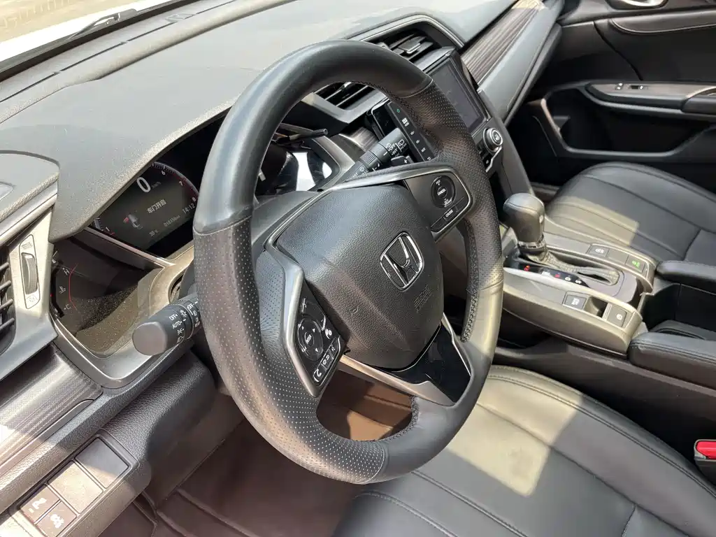 Honda Civic — миниатюра 14