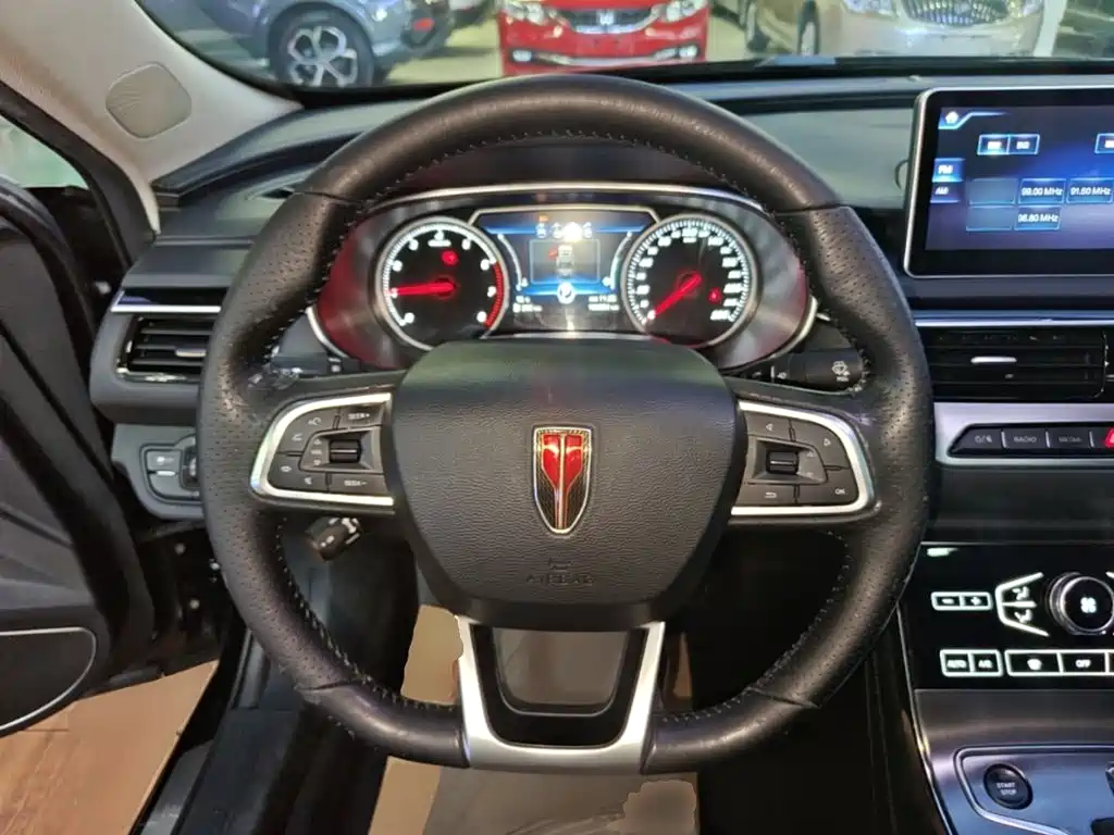 Hongqi Hongqi H5 — миниатюра 11