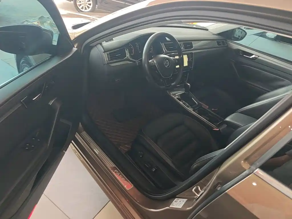 Volkswagen Passat — миниатюра 16