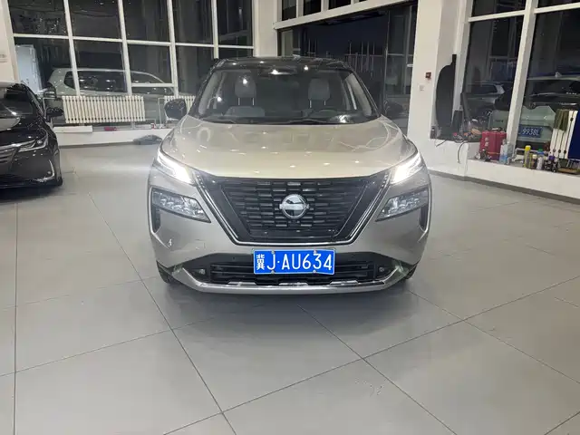 NISSAN QIJUN 2023