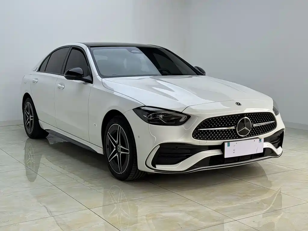Mercedes-Benz C-Class — миниатюра 3