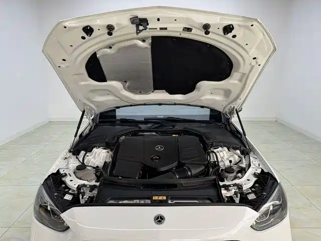 Mercedes-Benz C-Class — миниатюра 17