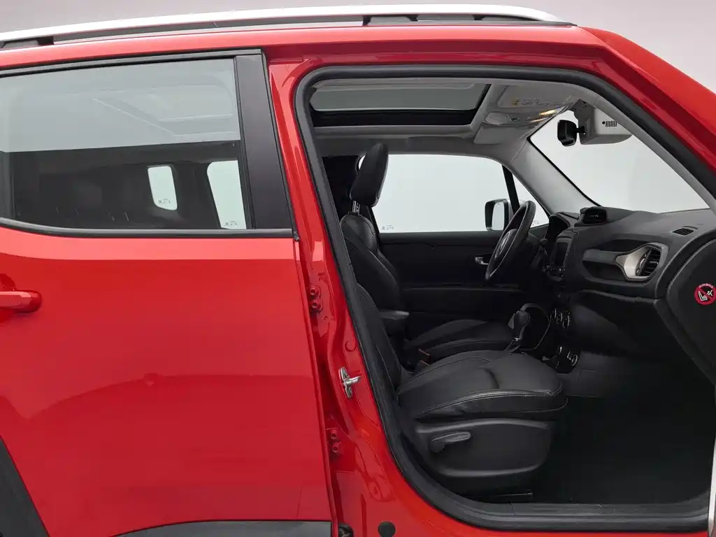 Jeep Renegade — миниатюра 23