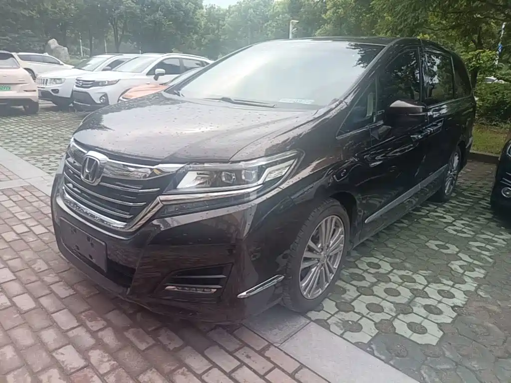 Honda Elysion — миниатюра 2