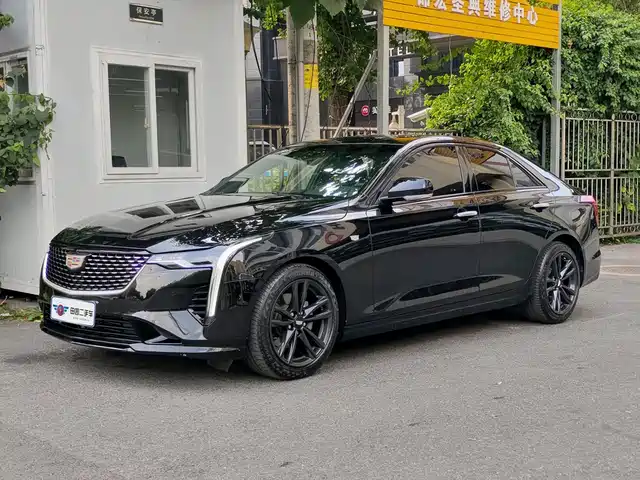 Cadillac CT4
