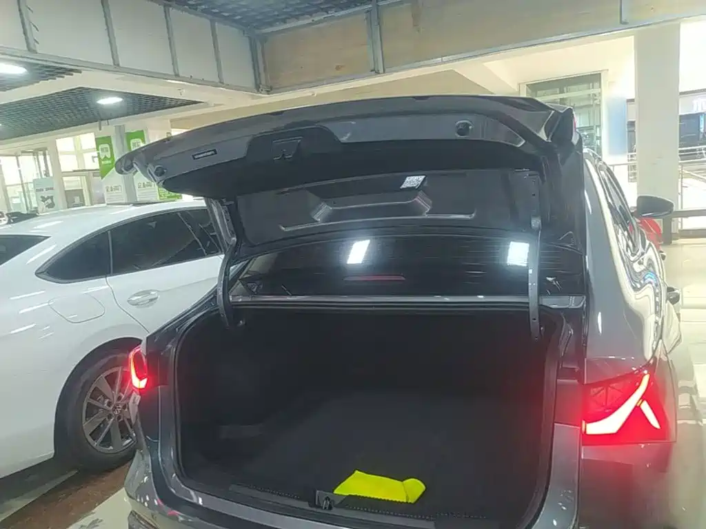 Roewe i5 — миниатюра 19