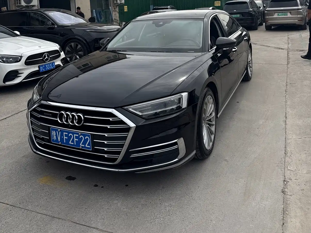 Audi A8