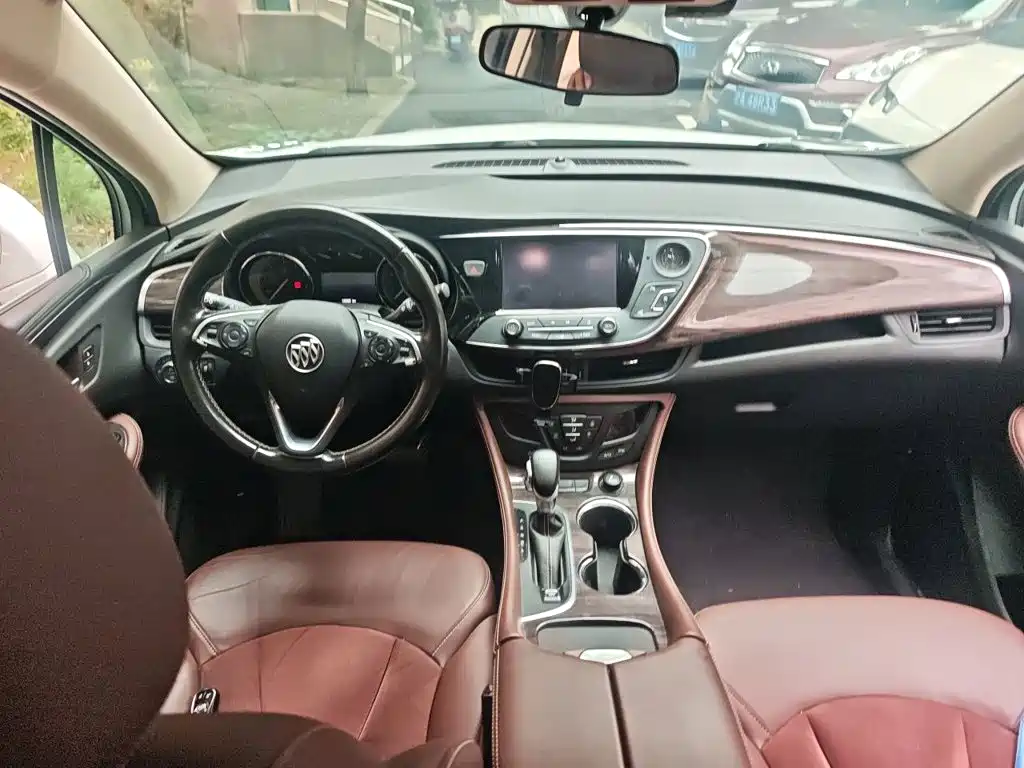 Buick Envision Plus — миниатюра 6