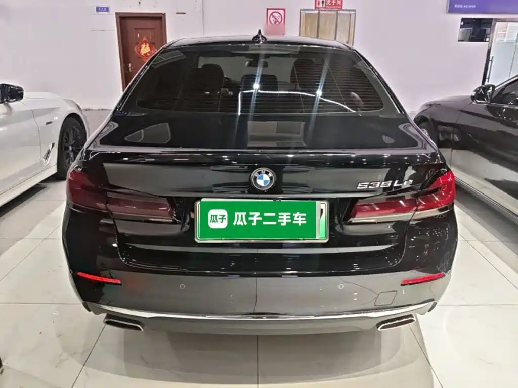 BMW 5 Series New Energy — миниатюра 6
