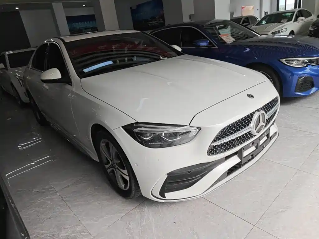 Mercedes-Benz C-Class — миниатюра 4