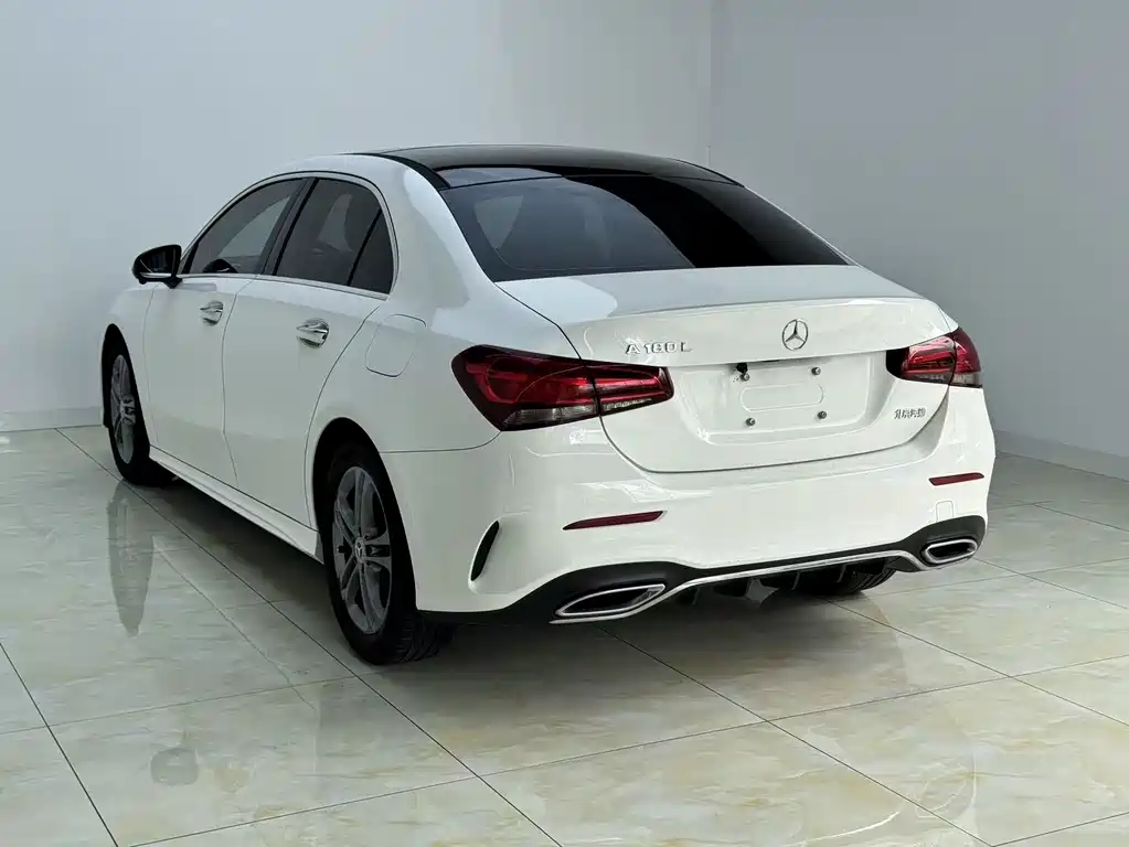 Mercedes-Benz A-Class — миниатюра 7