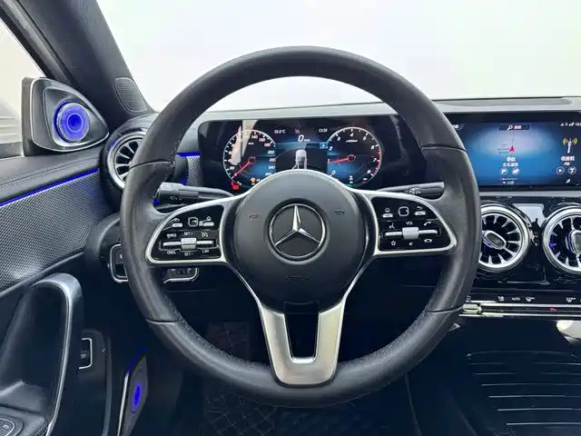 Mercedes-Benz A-Class — миниатюра 13