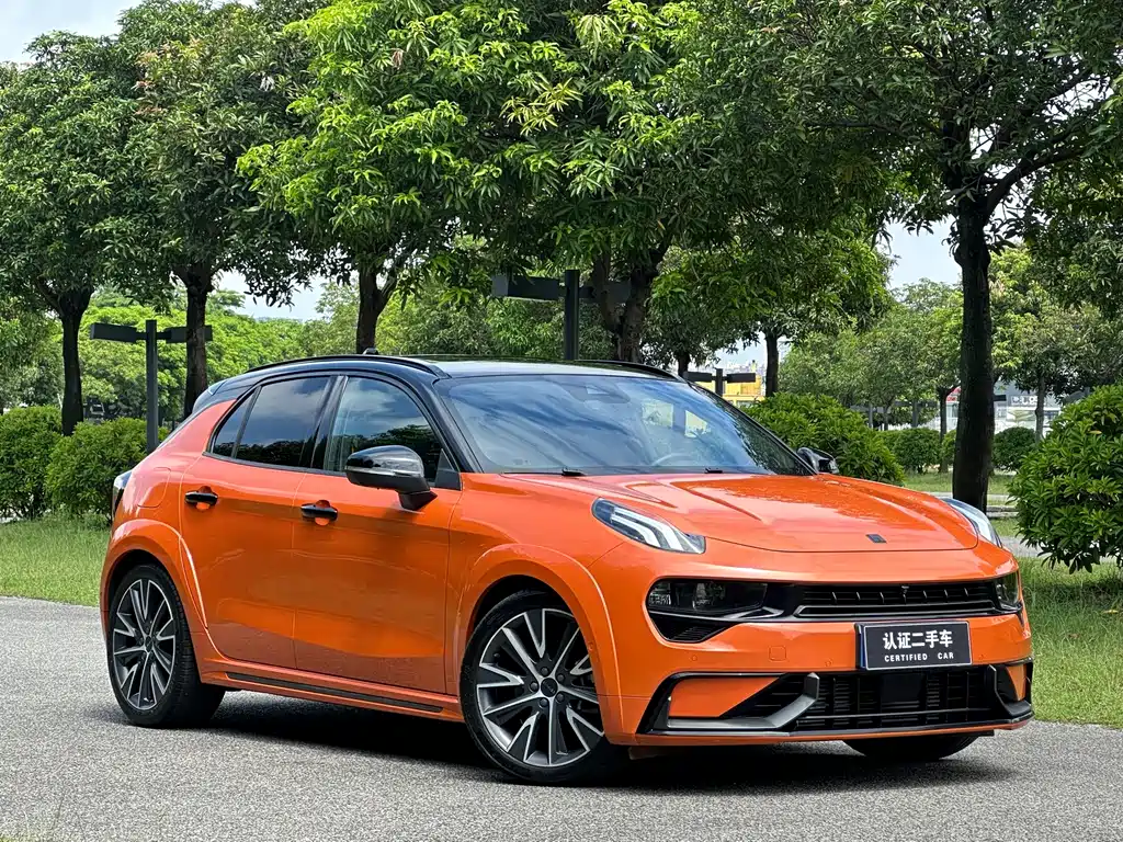 Lynk & Co 02 Hatchback — миниатюра 3