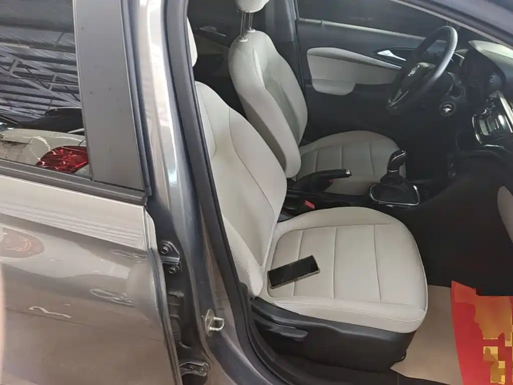 Buick Excelle — миниатюра 20