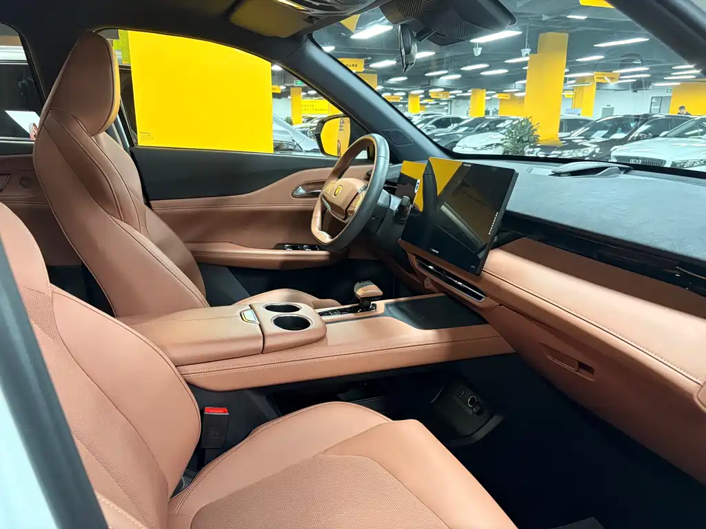 Changan UNI-Z 2025 1.5T Luxury