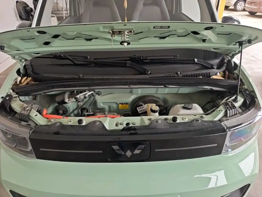 Wuling MINIEV — миниатюра 20