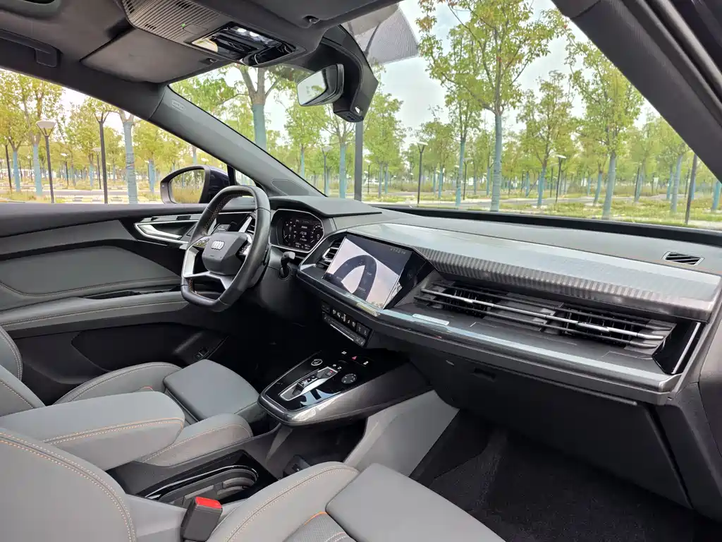 Audi Q4 e-tron — миниатюра 19