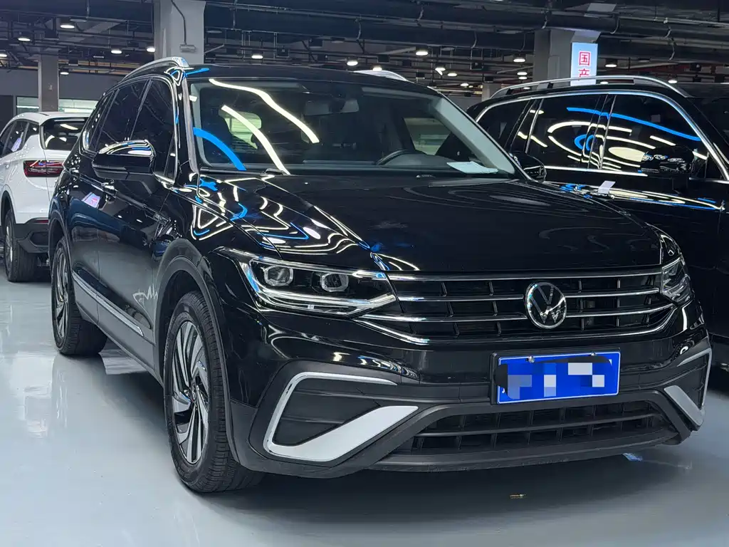 Volkswagen Tiguan L — миниатюра 3